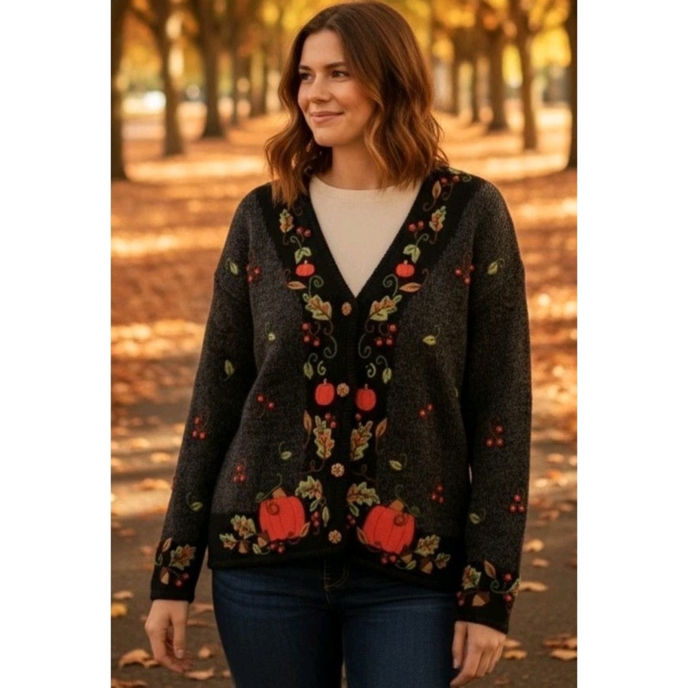 Vintage PBJ Sport Fall Black Gray Cardigan Sweater Large Autumn Pumpkin Acorn‎